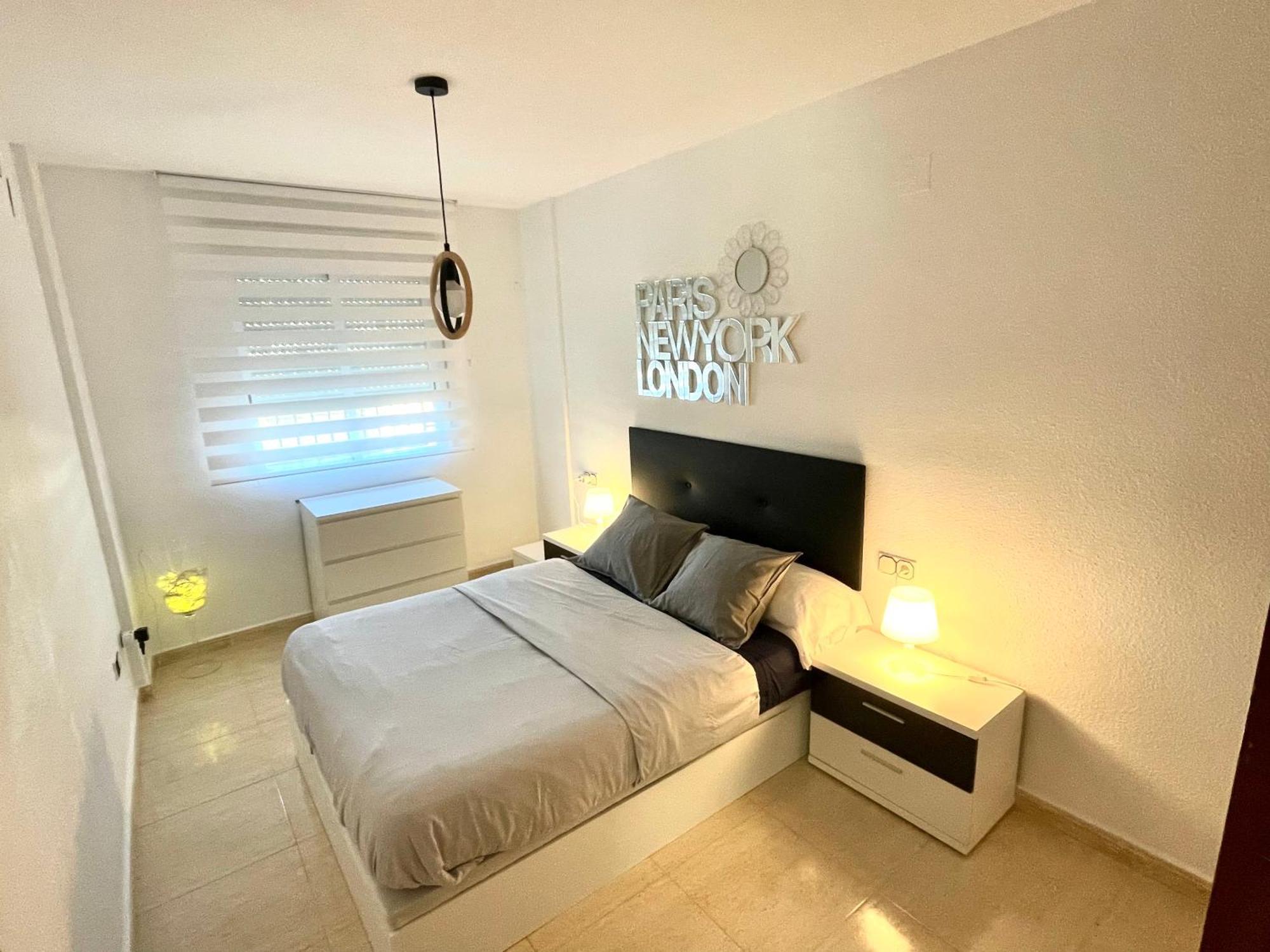 Pretty Bungalow With Private Terrace โปลอป ภายนอก รูปภาพ